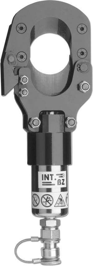 Eine Nahaufnahme eines schwarzen industriellen Werkzeugs oder Maschinenteils mit sichtbaren Schrauben und glänzender Oberfläche. Die Teilansicht zeigt einen zylindrischen Scharnier oder Anschluss.