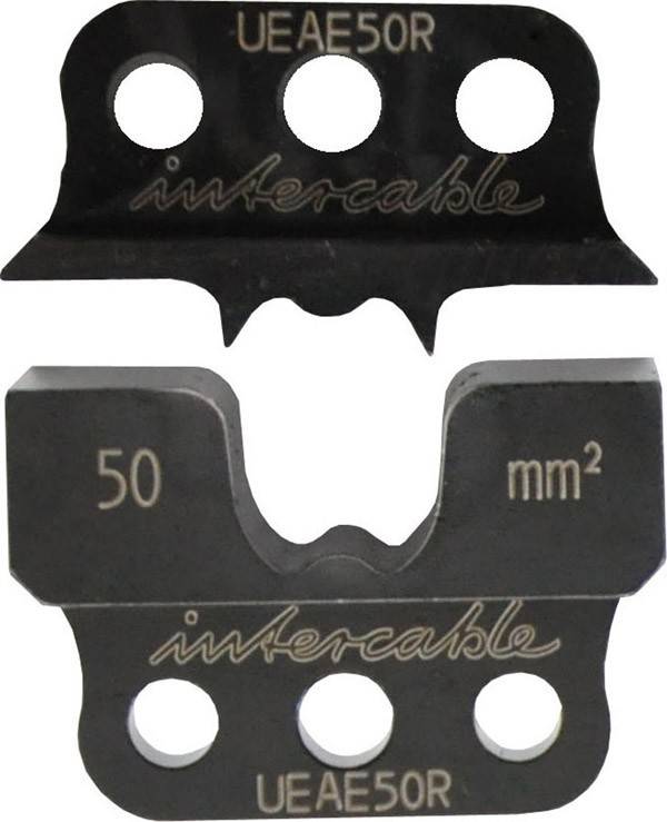 Metallstück von 'Intercable' mit Löchern und '50 mm²' Markierung, was auf dessen Verwendung bei Kabel- oder Drahtmessung oder -befestigung hindeutet.