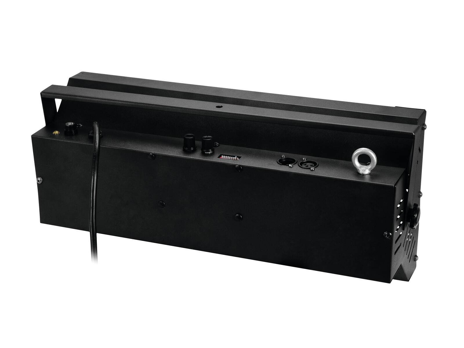 Ein schwarzes elektronisches Gerät mit mehreren Kontrollreglern und einem Netzkabel, wahrscheinlich für Audio- oder Videoausrüstung verwendet.