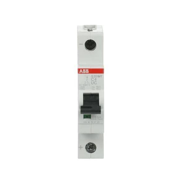 Ein weißer ABB-Leistungsschalter mit einem schwarzen Schalter, Teilenummer S201M C4 UC, entwickelt zum Schutz elektrischer Systeme.