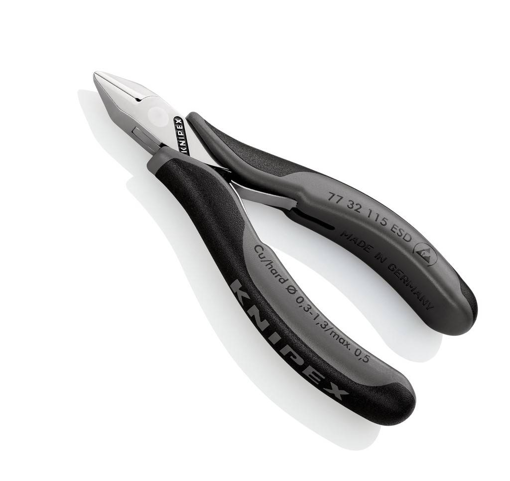 Ein Paar schwarze und graue Knipex-Spitzzangen auf weißem Hintergrund.