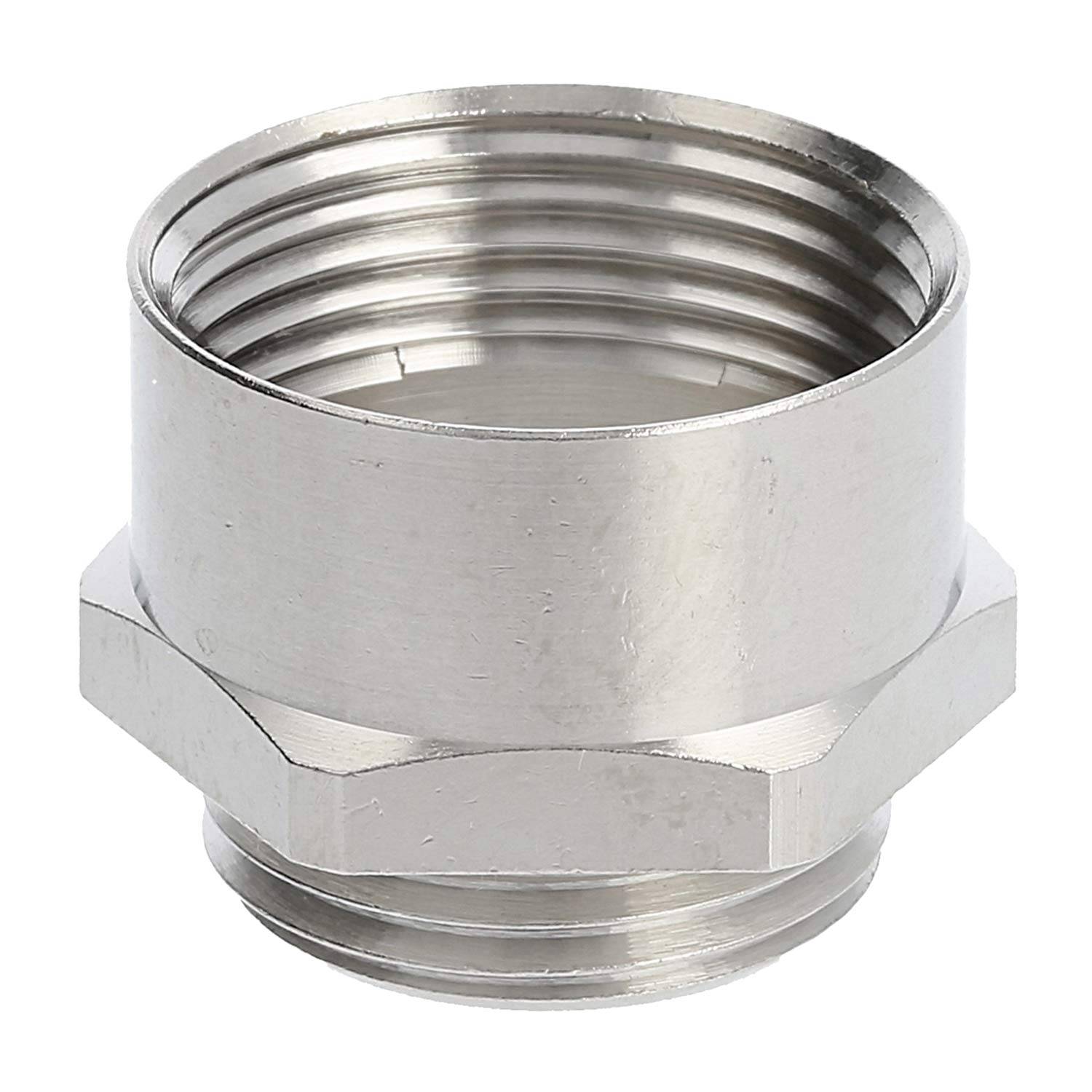 Eine Detailaufnahme einer metallischen Gewinderohrverbindung in sechseckiger Form, die zum Verbinden von Rohren in Sanitär- oder mechanischen Systemen verwendet wird.