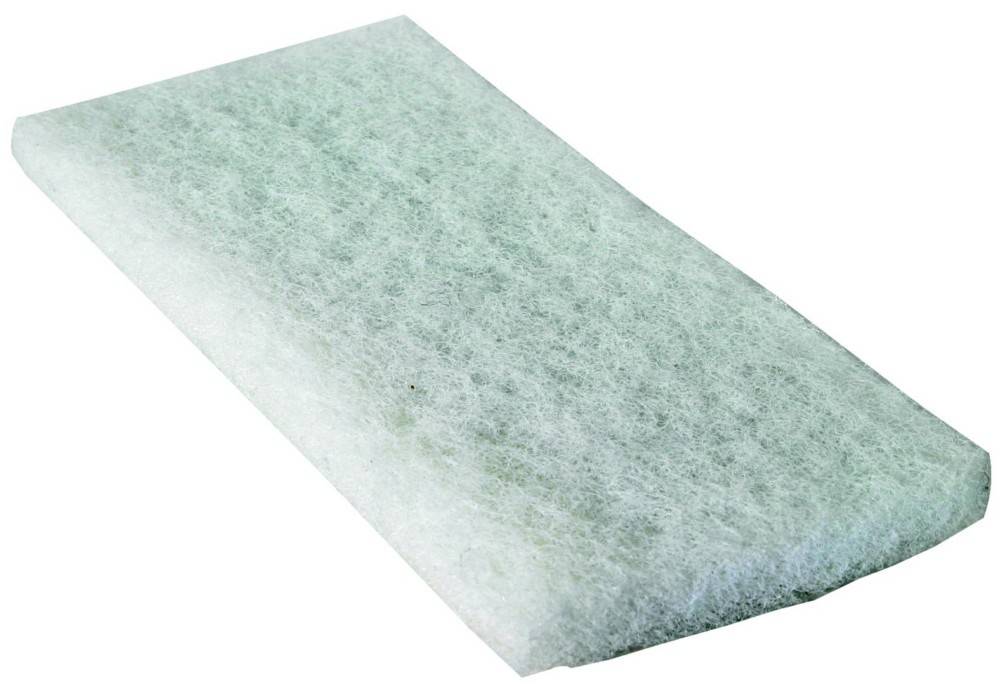 Ein flaches, rechteckiges Scheuertuch mit strukturierter Oberfläche, das zum Reinigen verwendet wird.