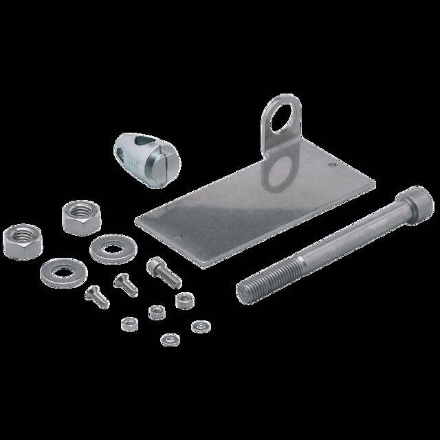 Ein Satz Metallhardware-Komponenten, bestehend aus Schrauben, Muttern, Unterlegscheiben, einer Gewindestange, einem flachen Metallhalter mit einer Schlaufe und einem Kabelverbinder.