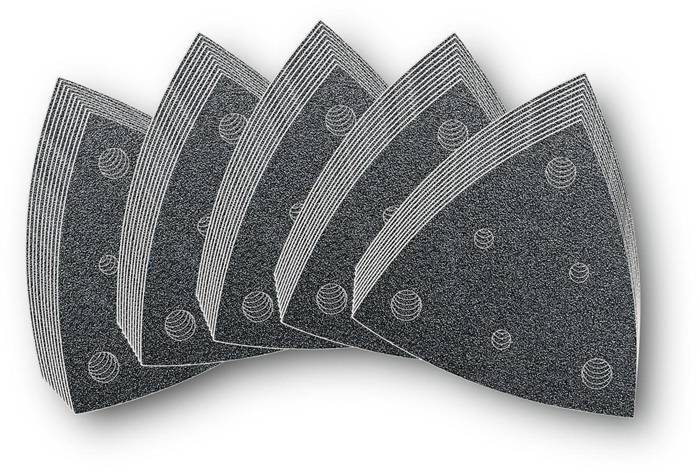 Ein Satz schwarzer dreieckiger Schleifpapierblätter mit kreisförmigen Löchern, die in einer fächerartigen Anordnung verteilt sind.