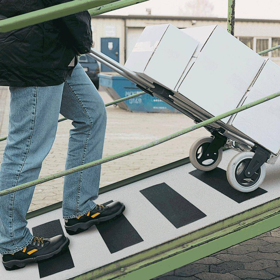 3M™ Safety-Walk™ Antirutschbelag Typ 4, extra stark, schwarz, 100x1000mm, 10/VE, ASR A1.5