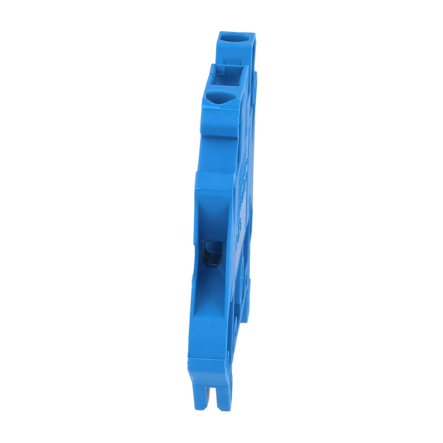 Ein dünner, aufrecht stehender blauer Kunststoffblock mit ineinandergreifenden Nuten auf einer Seite, von der Kante aus betrachtet, vor weißem Hintergrund.