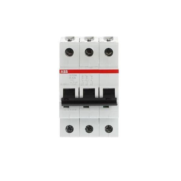 Ein dreipoliger Sicherungsautomat mit einem roten Streifen auf der Oberseite und drei schwarzen Schaltern, der zum Schutz elektrischer Stromkreise vor Überlastung dient.