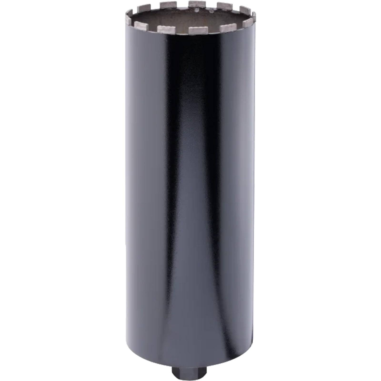 Ein zylindrischer Kernbohrer mit einer Reihe von Zähnen um die obere Kante, der zum Durchschneiden von Beton oder ähnlichen Materialien verwendet wird.