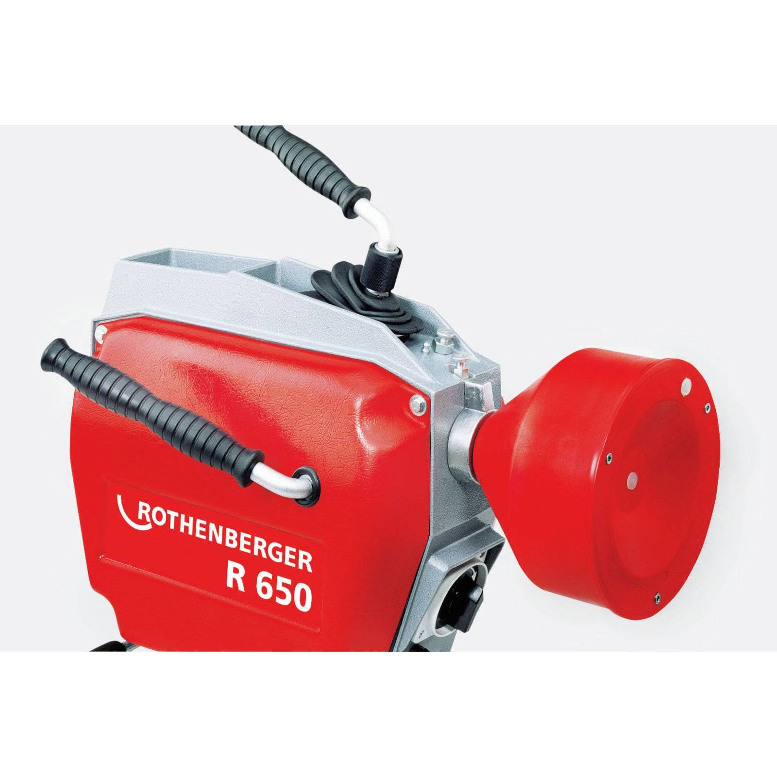 Rothenberger R 650 mechanisches Werkzeug mit rotem Gehäuse und schwarzen Griffen, verwendet für Rohrreinigung oder Bohrvorgänge.