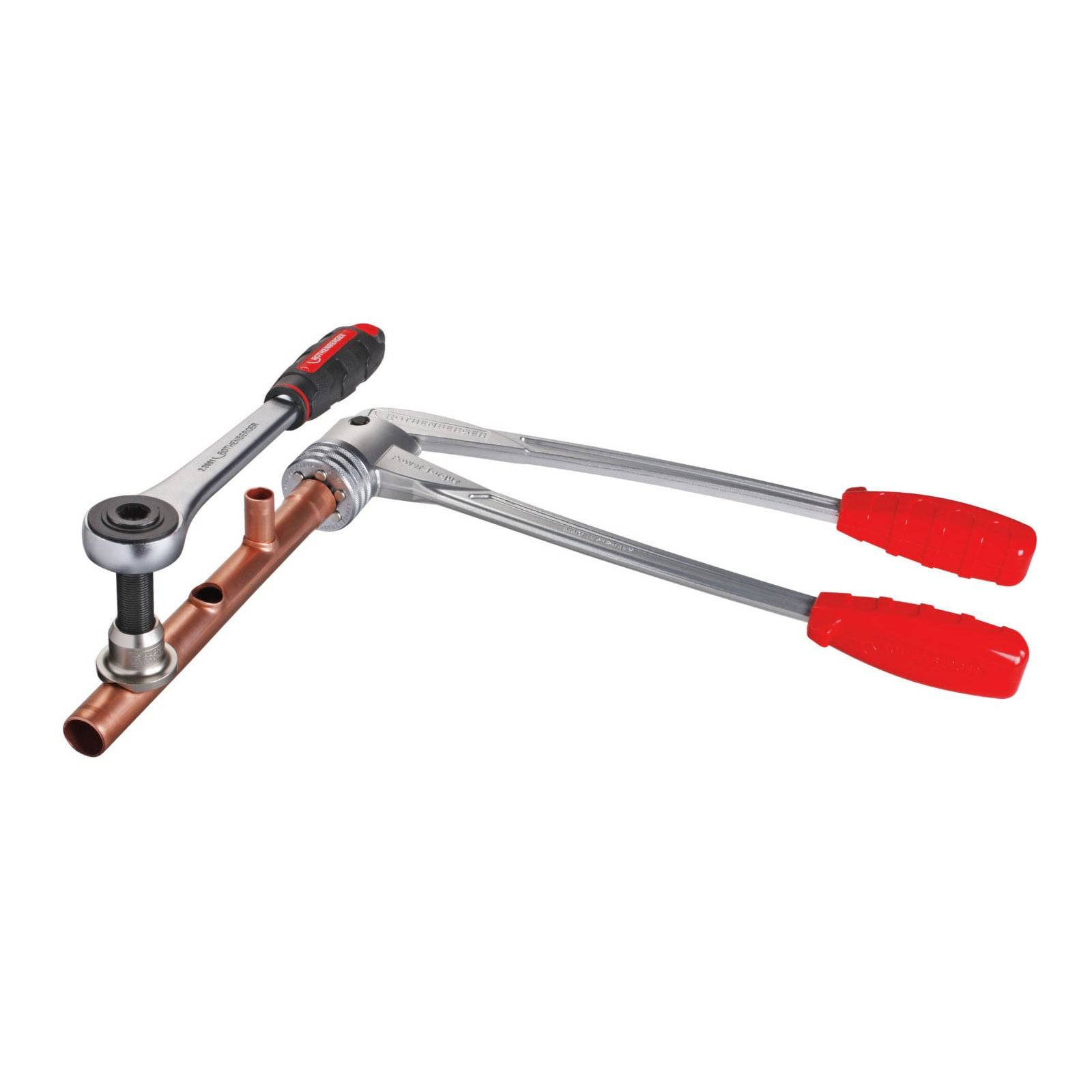 Rohrbiegegerät und Expanderwerkzeug zur Anpassung von Kupferrohrinstallationen, die Werkzeuge zur Erstellung präziser Biegungen und Erweiterungsarbeiten demonstrieren.