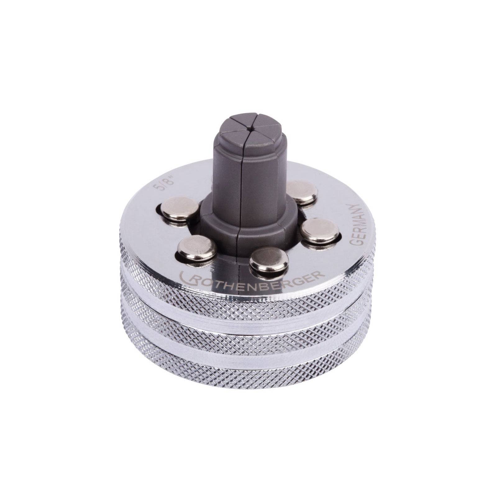 Ein rundes, silbernes Rohrerweiterungswerkzeug mit eingraviertem 'ROTHENBERGER', das einen zentralen verstellbaren Bereich zum Erweitern von Rohren aufweist.