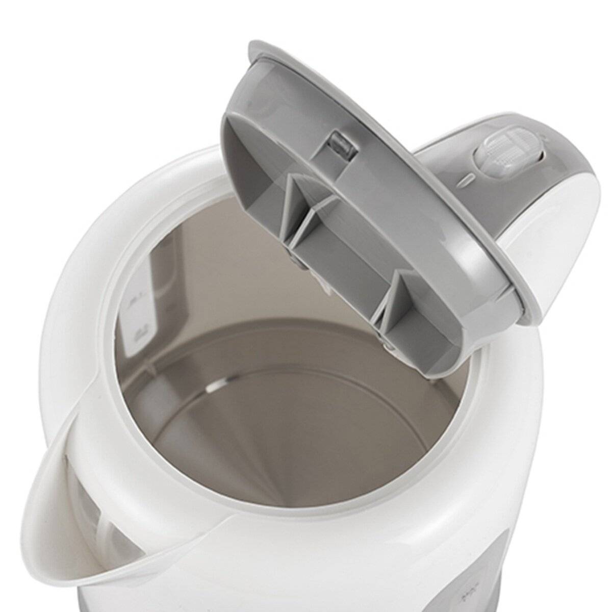 Ein von oben betrachteter offener Wasserkocher, der das Innere und den Deckel zeigt.