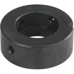 Ein rundes schwarzes Metallhalsband mit eingraviertem 'M 12-14', mit drei Gewindebohrungen, wahrscheinlich zum Befestigen von Objekten auf einer Welle.