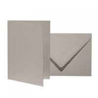 Graues Umschlag-Symbol mit teilweise geöffneter Vorderlasche, die Post oder Messaging darstellt.