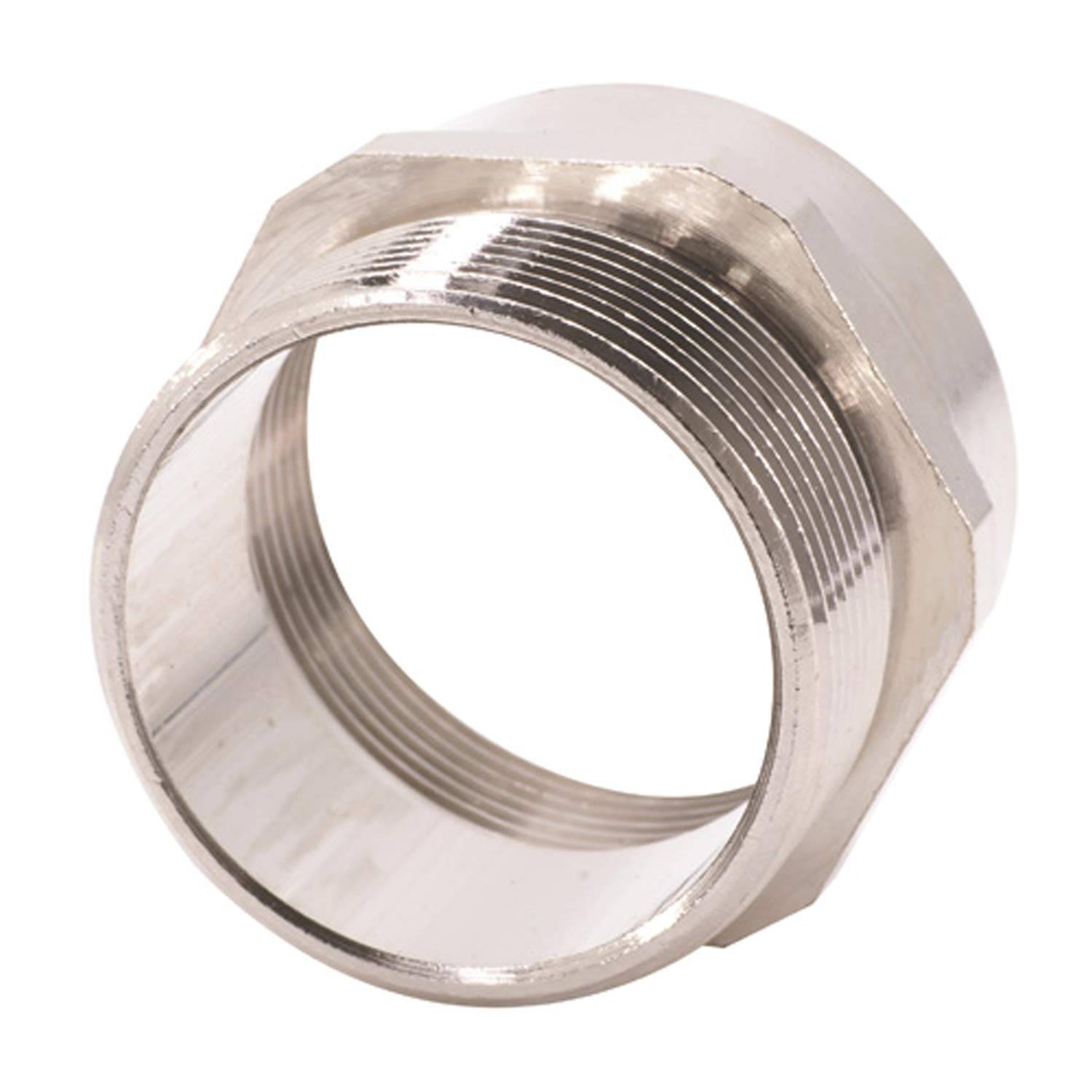 Ein Metallgewinderohrverschraubung mit sechskantiger Kopf, konstruiert zum Verbinden oder Verlängern von Rohren in Sanitär- oder Industrieanwendungen.