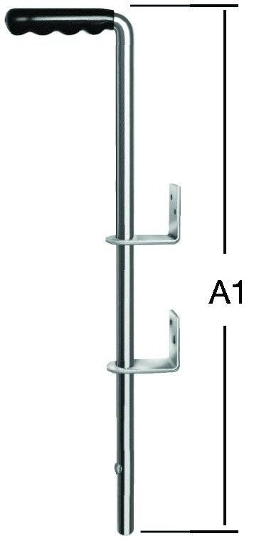 Ein Metallstab mit Befestigungshaltern, auf der Seite mit „A1