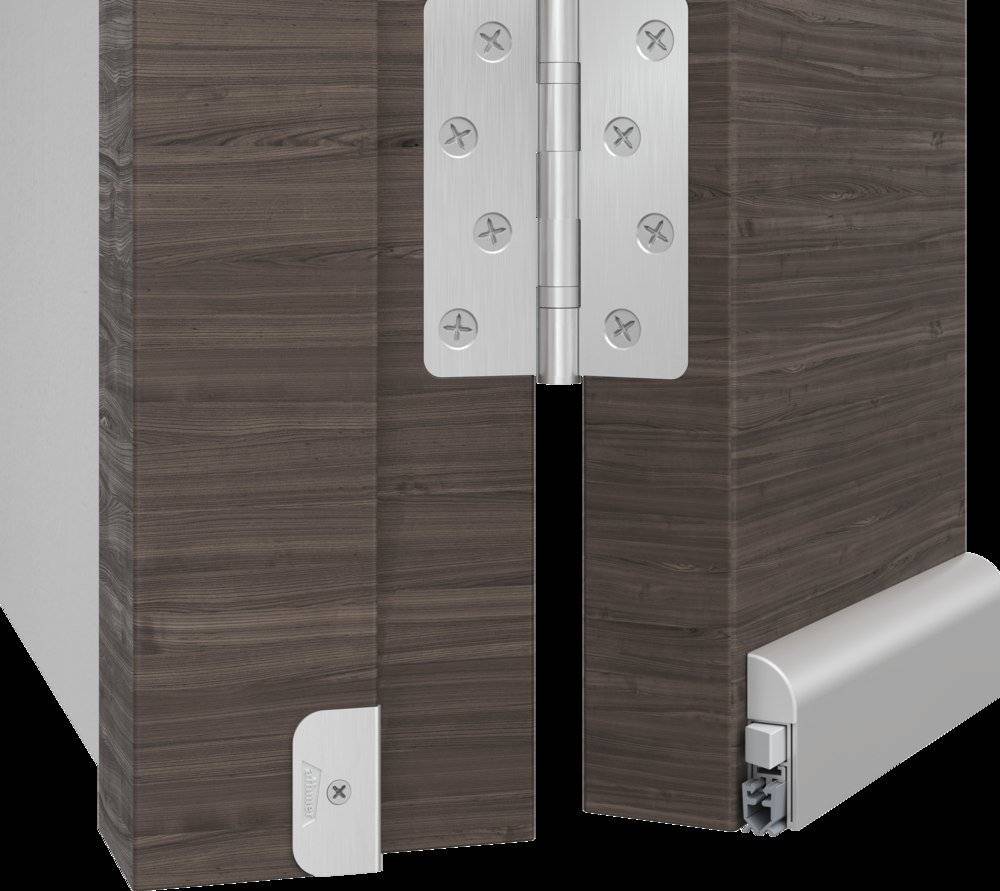 Eine Holztür mit einem großen, silbernen Scharnier an ihrer Kante, die einen integrierten Türschließer am unteren rechten Eck zeigt.