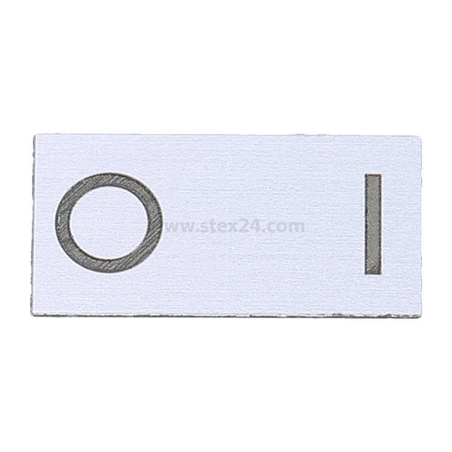 Eine rechteckige Schalterabdeckung, auf der 