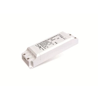 ChiliTec LED-Trafo CT-30-V2, 1-30W 230V AC auf 12V=, eckig ChiliTec LED-Trafo CT-30-V2, 1-30W 230V AC auf 12V=, eckig