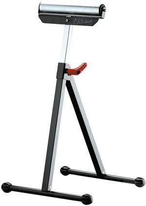 Ein Staffelei mit einer roten Klemme, entwickelt zum Halten von Leinwänden oder Brettern, vor einem einfarbigen Hintergrund.