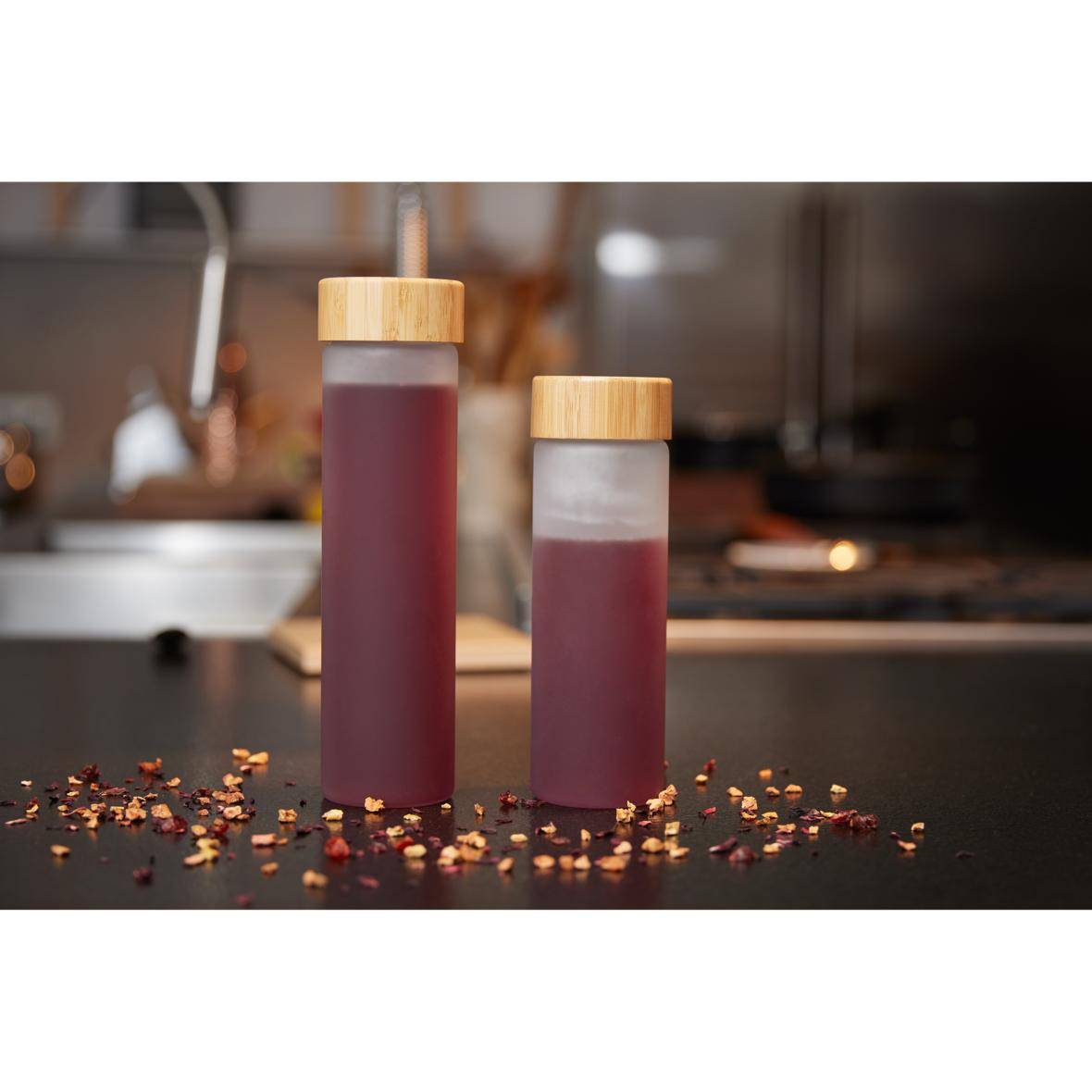 550 ml Wasserflasche "Frosted" aus Glas mit Schraubdeckel