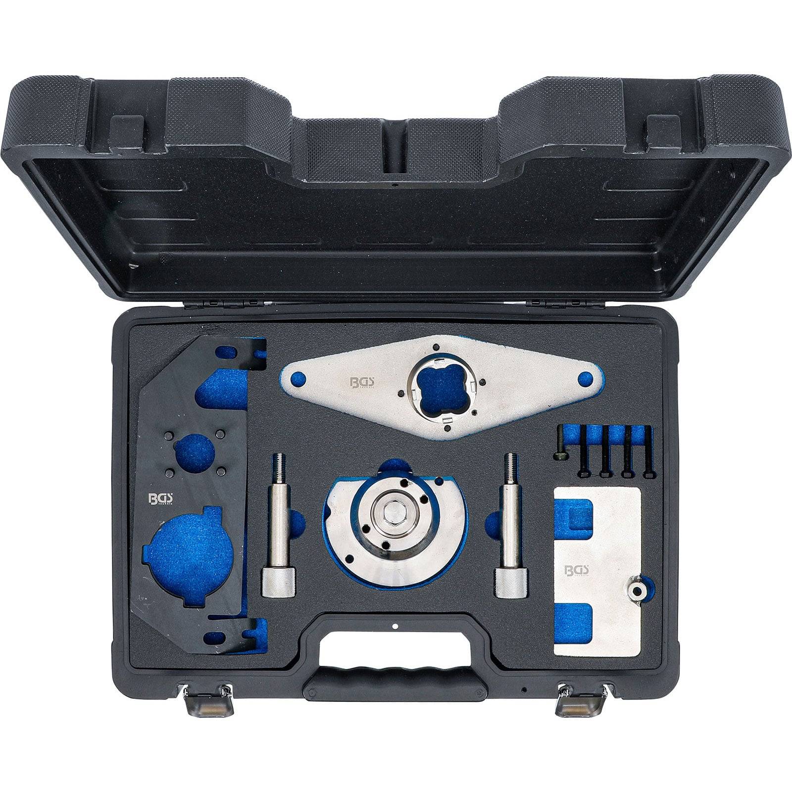 Ein schwarzer Werkzeugkoffer, der verschiedene Präzisionswerkzeuge für Automobile enthält, einschließlich Metallhalterungen, Stifte und blaue Schaumstoffeinlagen zur Organisation.