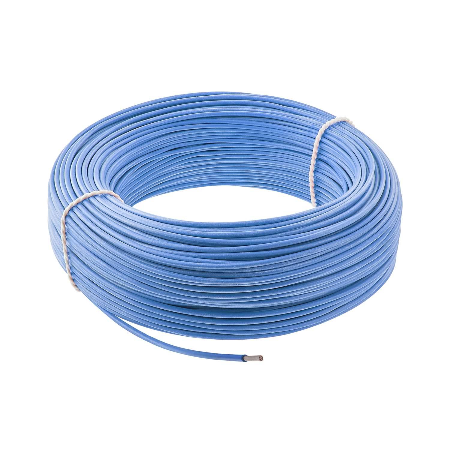 Eine Spule mit blauem Elektrokabel, das mit weißen Kabelbindern gebunden ist und ein loses Ende zeigt.