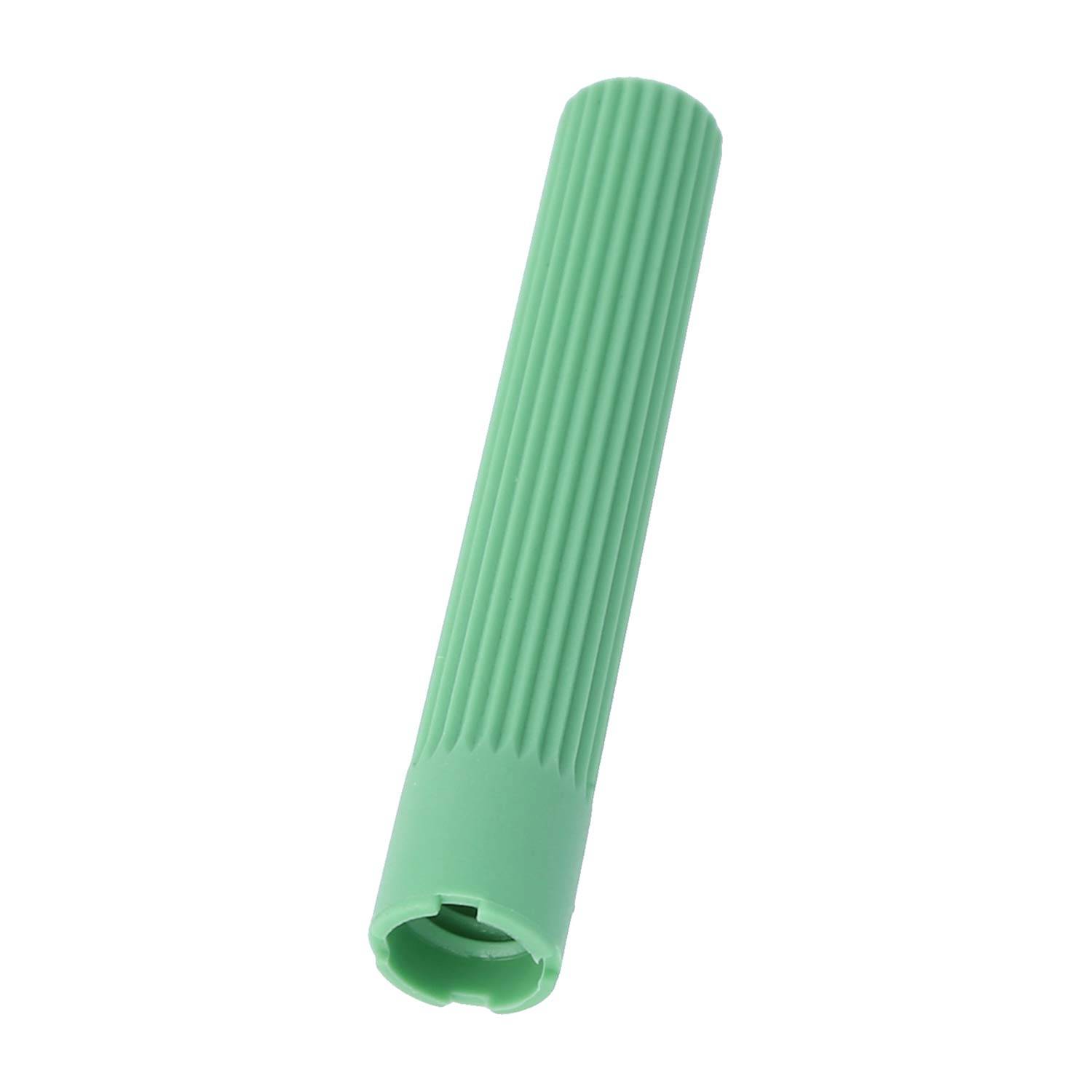 Grünes geripptes zylindrisches Plastikbauteil, möglicherweise ein Griff oder eine Halterung, auf weißem Hintergrund.