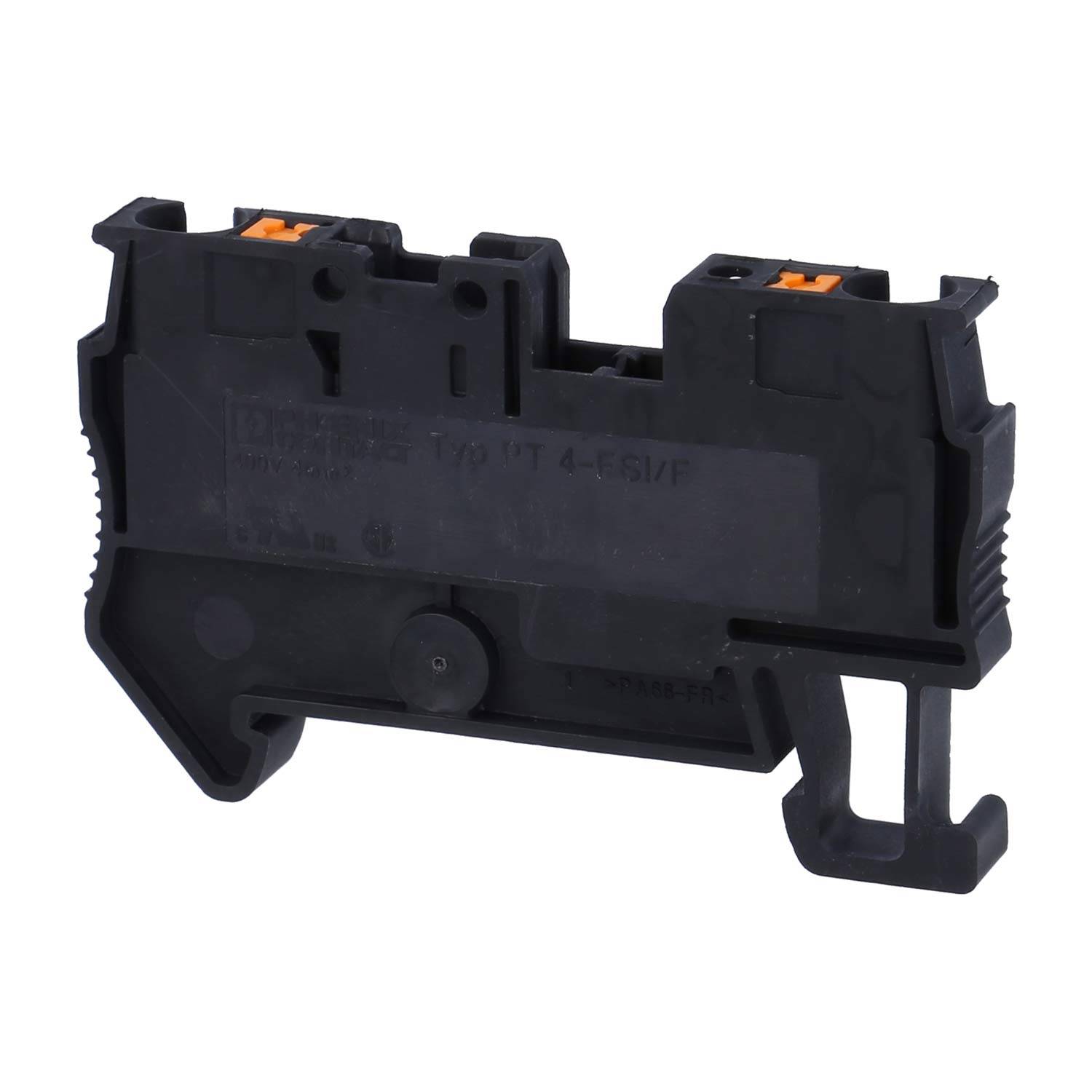 Ein schwarzer Klemmenblock mit orangefarbenen Komponenten, der für elektrische Verbindungen verwendet wird. Die Modellnummer ist teilweise sichtbar.