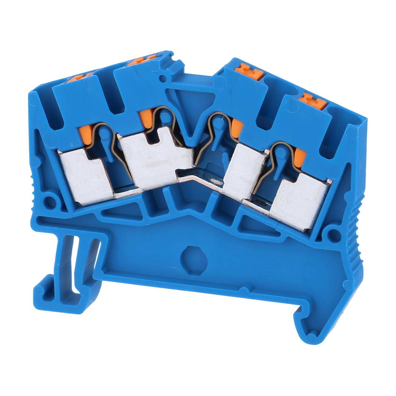 Ein blaues Klemmleistenblock mit Metallkonnektoren und orangefarbenen Drucktasten zum Verdrahten, das in elektrischen Anwendungen verwendet wird.