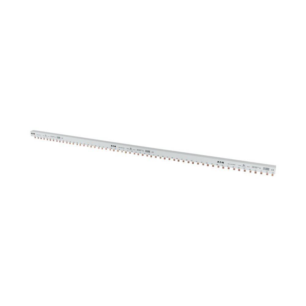 Ein langer Metalllineal mit Doppelskala in Zentimetern und Zoll, der Messungen von 0 bis 100 cm anzeigt und für präzise Messungen verwendet wird.