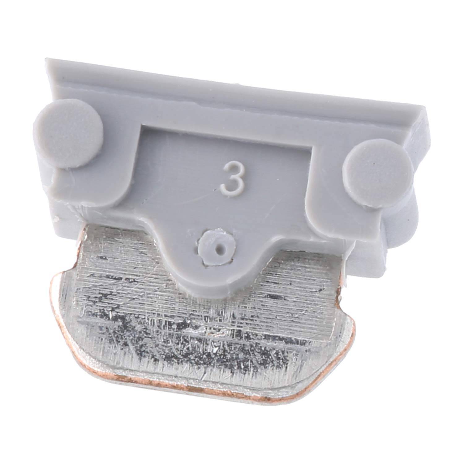 Ein grauer Kunststoffrasierkopf mit Metallklingen, gekennzeichnet mit der Nummer „3