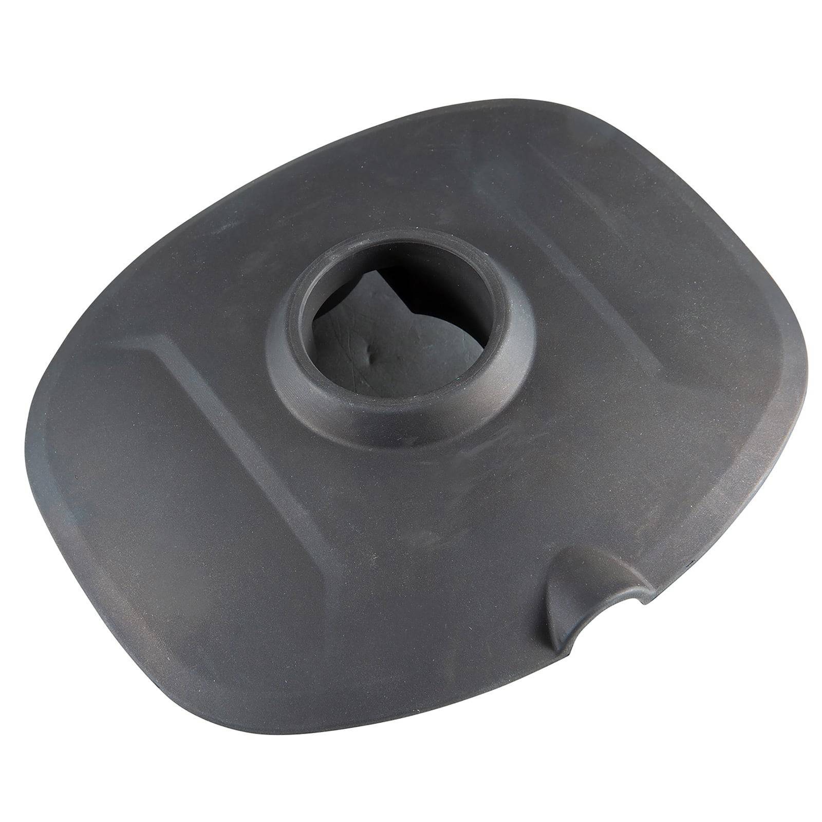 Eine schwarze, ovale Kunststoffkappe mit einer zentralen Öffnung, wahrscheinlich zum Abdecken einer Komponente in einem Fahrzeugmotor oder -system verwendet.