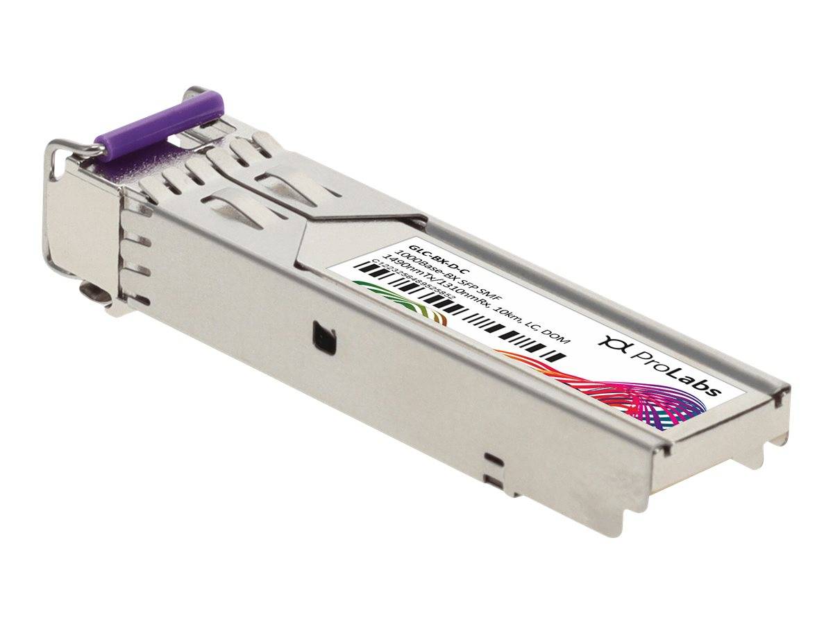 Optisches Transceiver-Modul im SFP-Stil von Silver ProLabs mit violettem Verriegelungsmechanismus, isoliert auf weißem Hintergrund dargestellt.