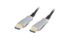 Zwei silberne USB-Kabel mit vergoldeten Steckern auf weißem Hintergrund dargestellt.
