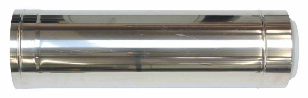 Ein glänzendes zylindrisches Metallrohr oder Kanalverbinder, horizontal auf weißem Hintergrund dargestellt.