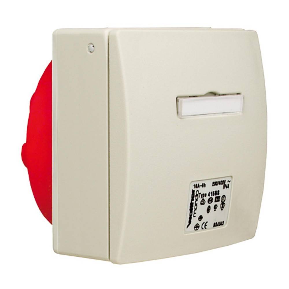 Ein beige Elektroschalter mit rotem Kreisrücken, der verschiedene Symbole und Spezifikationen wie Spannung und Zertifizierungslogos zeigt.