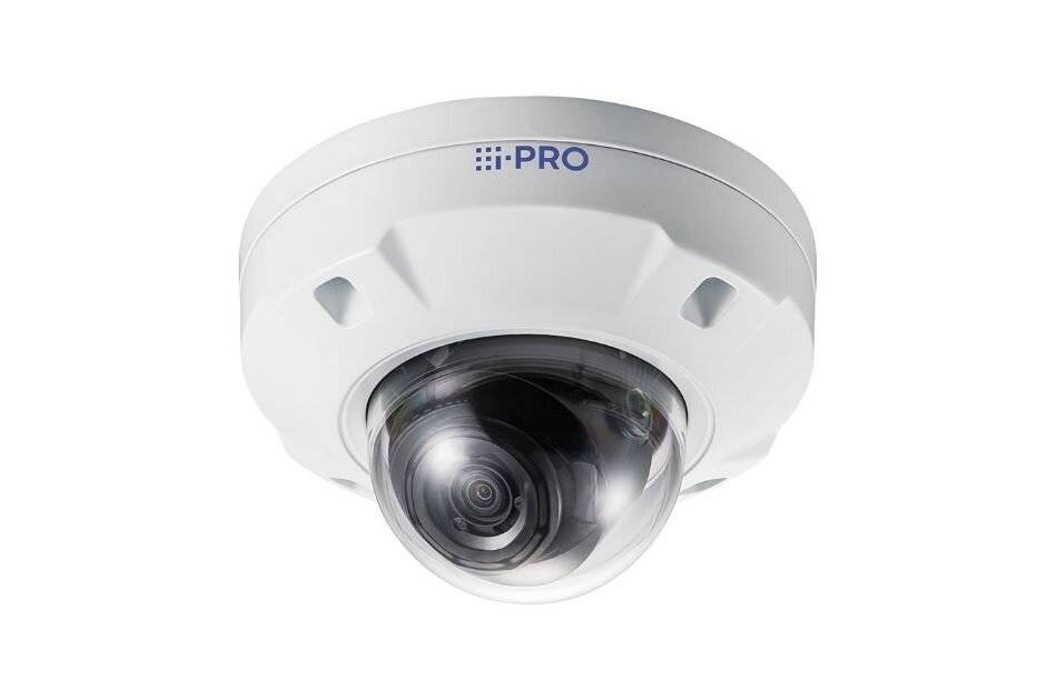 Weiße i-PRO Dome-Sicherheitskamera mit klarer Schutzlinse, vor einem einfachen Hintergrund gezeigt.
