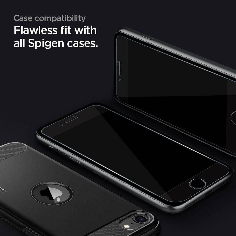 Spigen Glass FC Schutzglas iPhone 7 / 8 SE 2020 2022 - Schwarz 2 Stk.