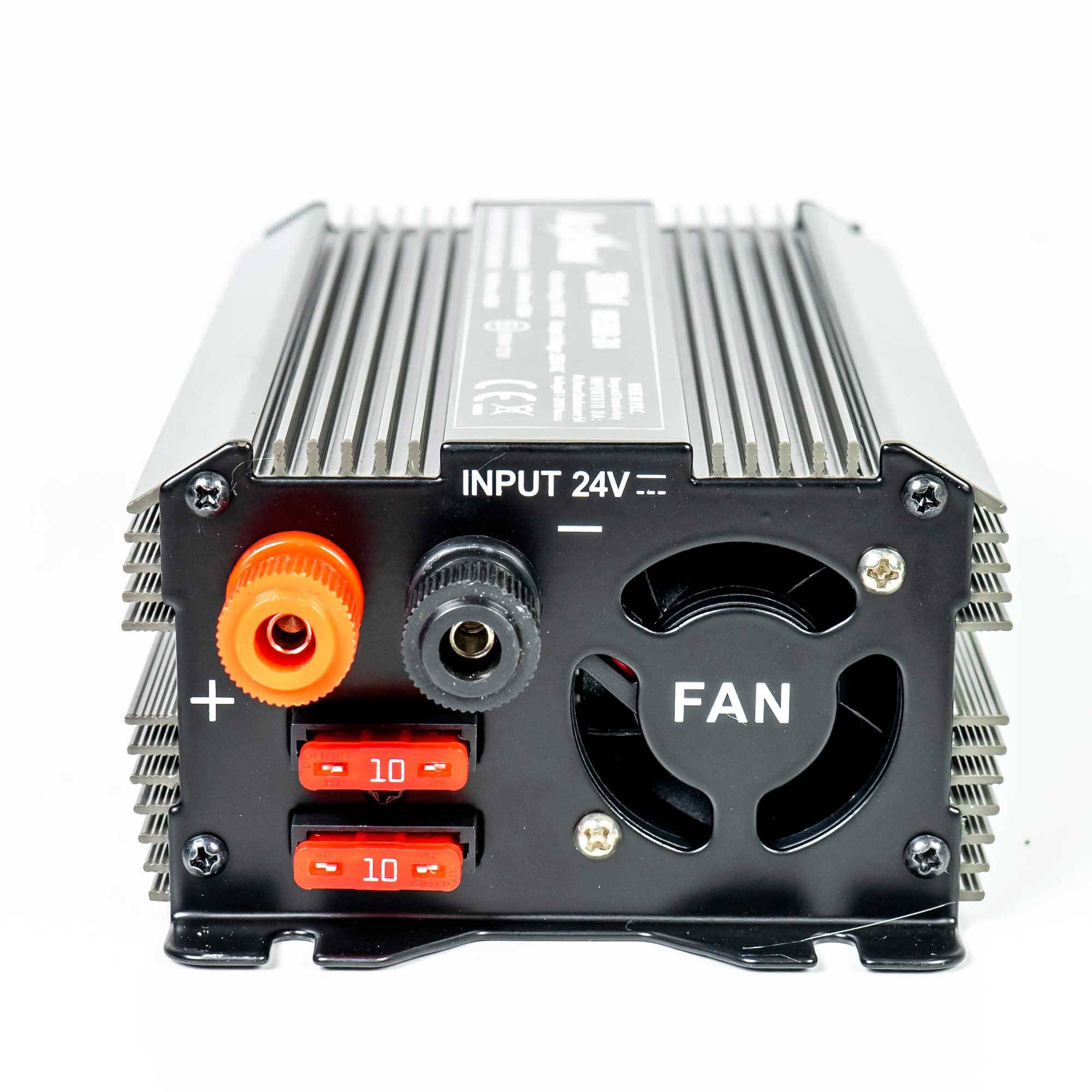 RO: Invertor de tensiune AlcaPower by President 300W alimentare 24V, iesire 230V, unda sinus modificata, mufa USB 5V 500mAh, cu clesti alimentare