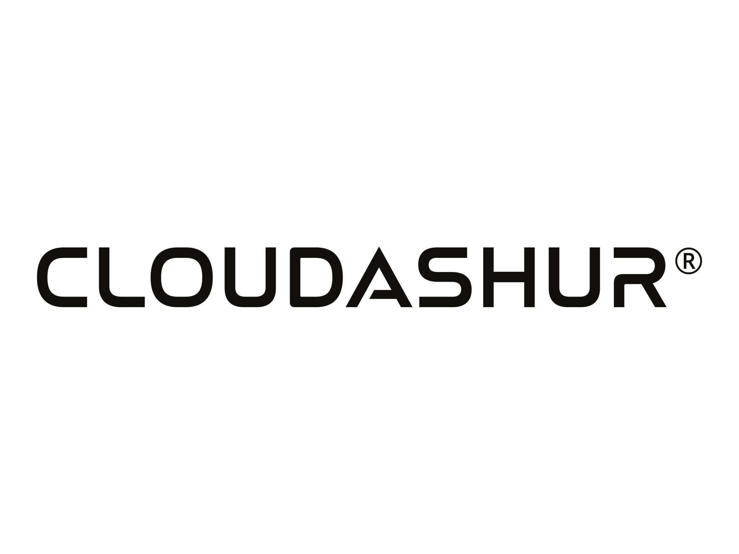 CLOUDASHUR-Logo in fetten schwarzen Großbuchstaben auf weißem Hintergrund, mit einem eingetragenen Markenzeichen.