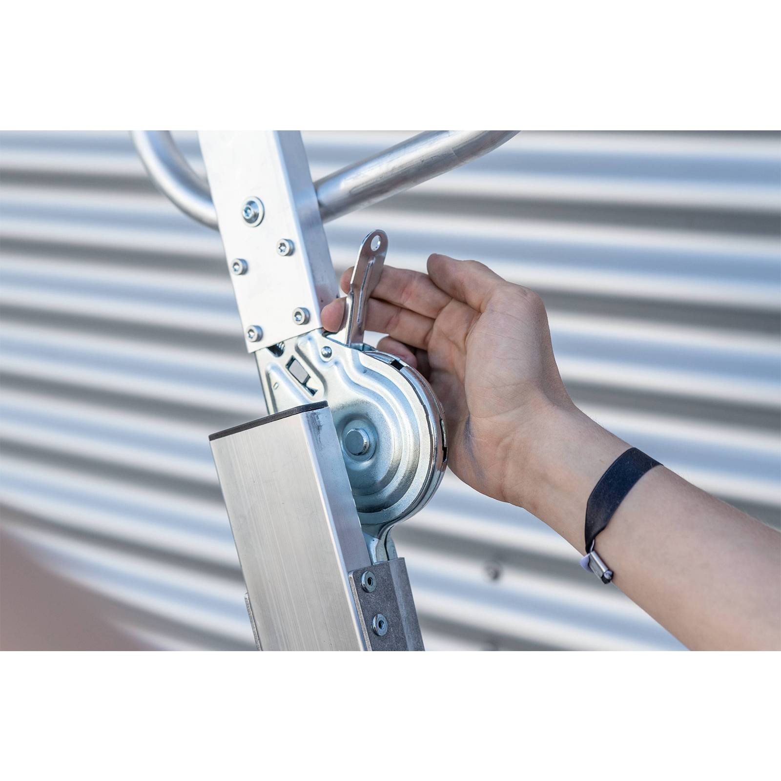 MUNK Plattformleiter steckbar Grundelement 3 Stufen und klappbaren Handgriffen