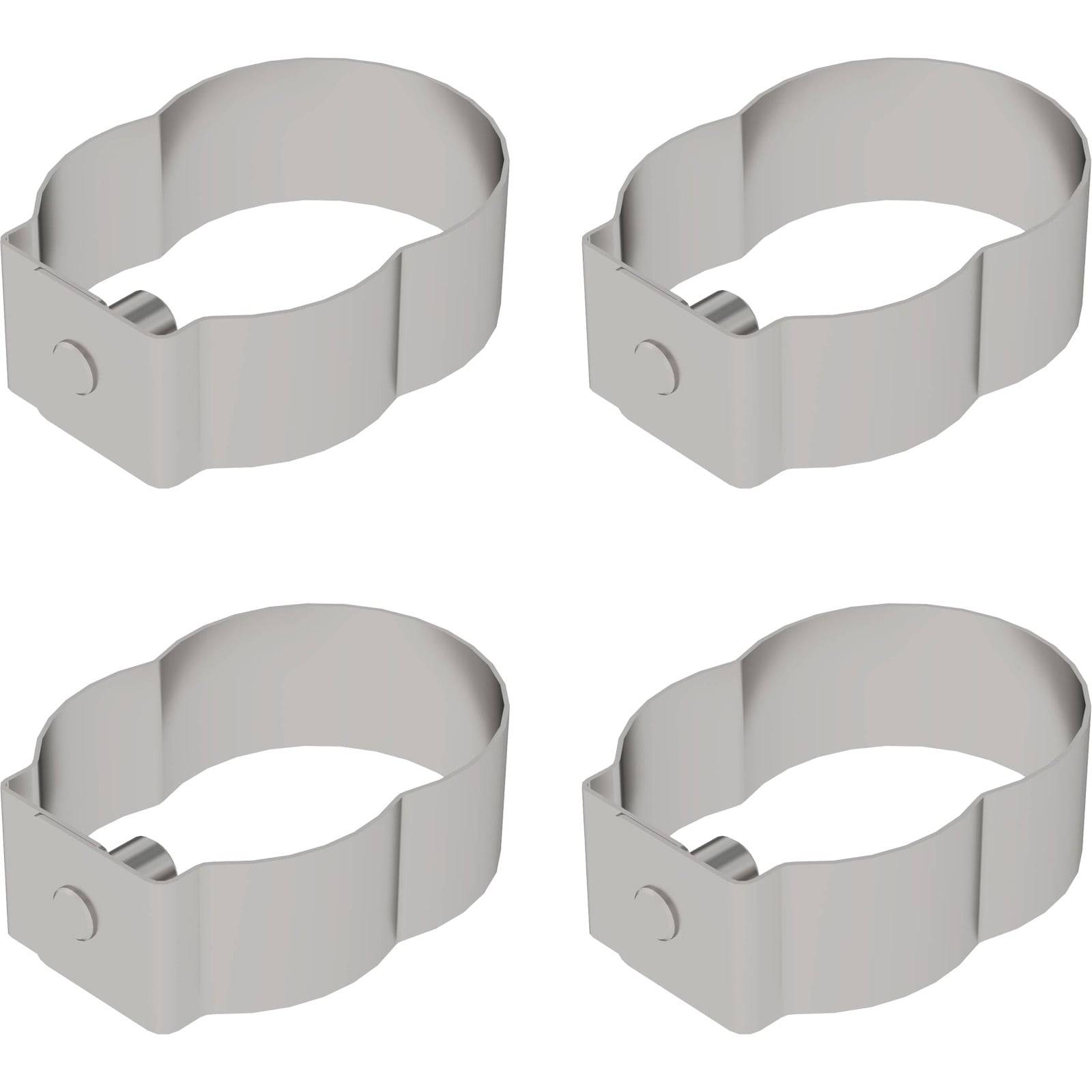 Vier silberne metallische Rundklemmen, jede mit einem Schraubmechanismus. Sie sind in einem Raster angeordnet, gleichmäßig verteilt vor einem neutralen Hintergrund.