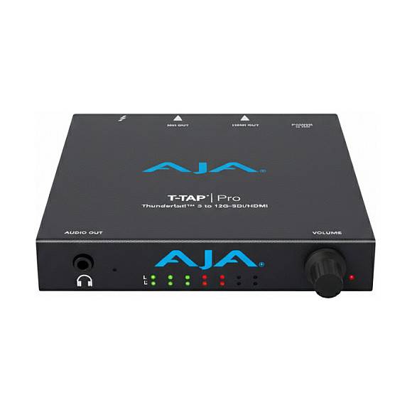 Vorderansicht eines AJA T-TAP Pro Audio-/Videoausgabegeräts mit Kopfhörerbuchse, Statusleuchten und Lautstärkeregler.