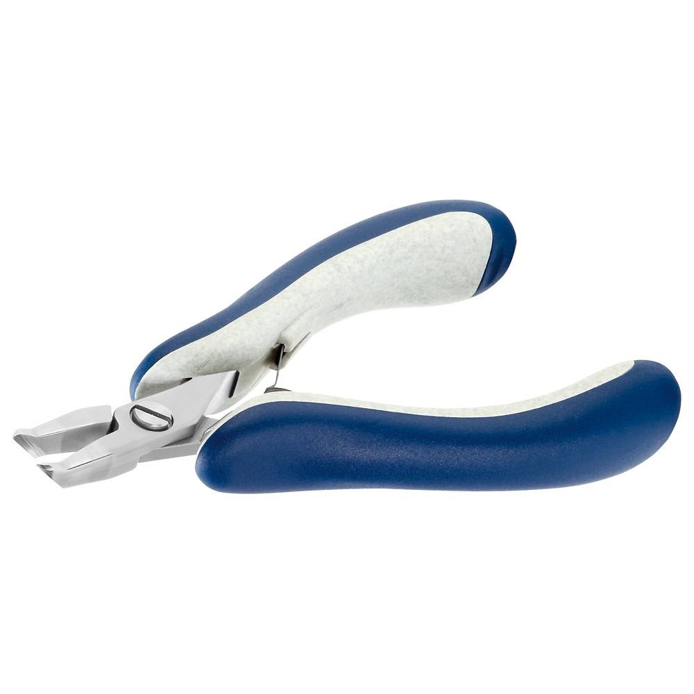 Nagelschere mit blauem Griff und ergonomischem Design für einen komfortablen Halt, auf weißem Hintergrund abgebildet.