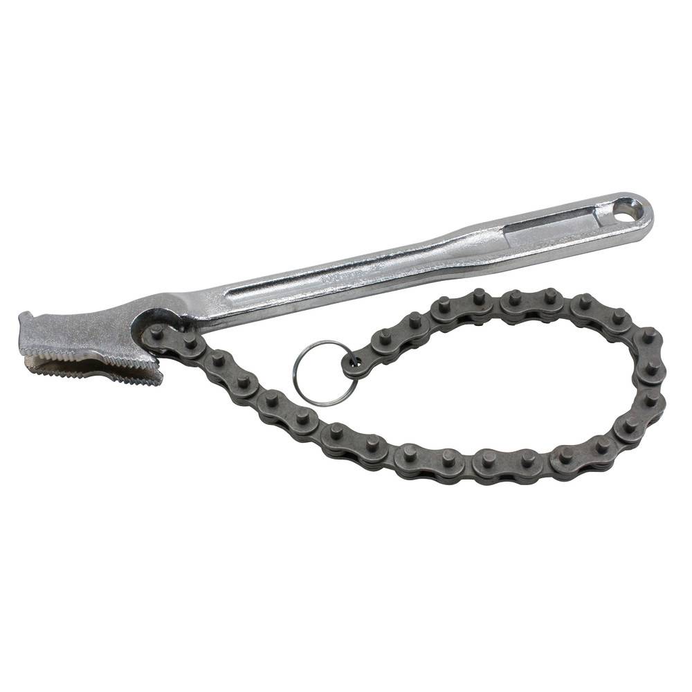 Ein Metallkettenschlüssel mit einer geschlungenen Kette und einem Hebelgriff, der zum Greifen und Drehen von zylindrischen Gegenständen verwendet wird.