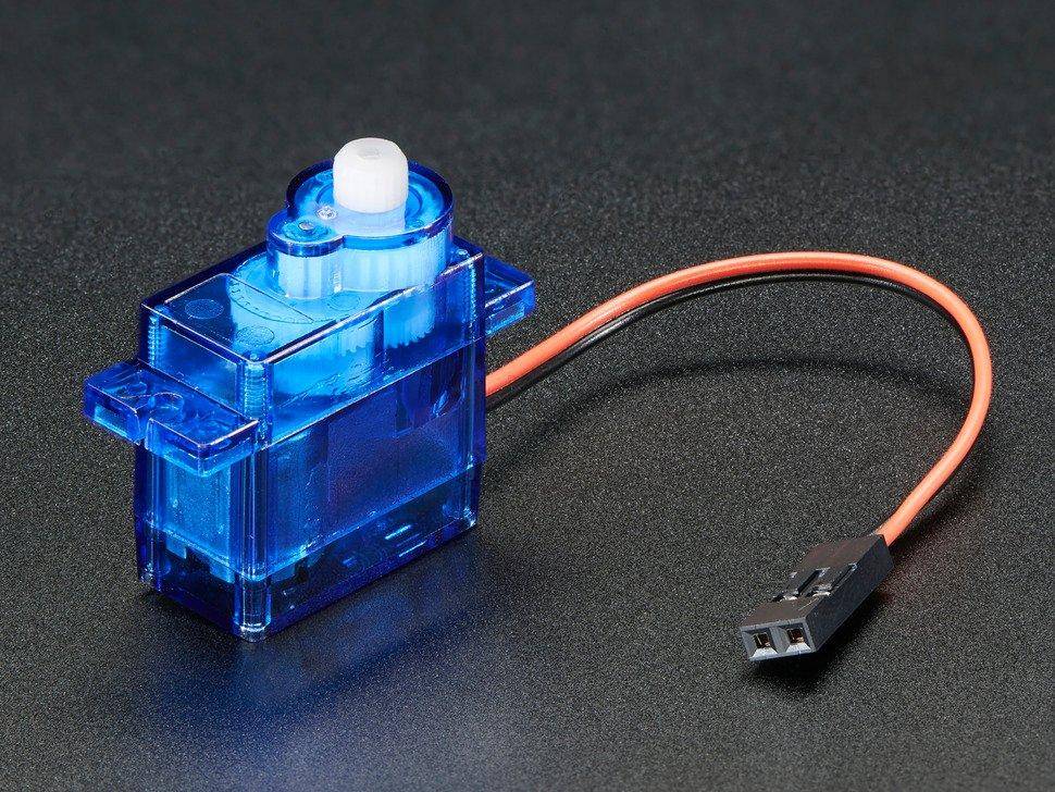 Adafruit DC Motor in Micro Servo Gehäuse