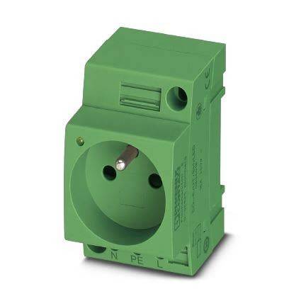 Eine grüne elektrische Steckdose mit Erdungsbolzen und Anschlussklemmen für Nullleiter, Schutzleiter und Phasenleiter.