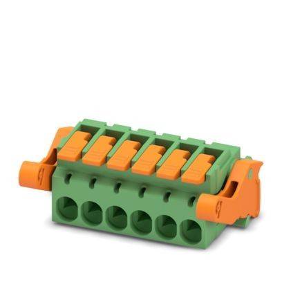 Ein grüner und orangefarbener elektrischer Anschlussblock mit fünf Schlitzen für Drahtverbindungen, der in elektrischen Schaltanlagen und Schaltungsanordnungen verwendet wird.